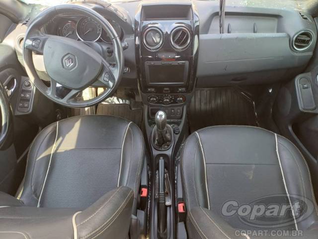 2021 RENAULT DUSTER OROCH 