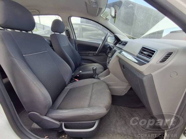 2017 VOLKSWAGEN VOYAGE 