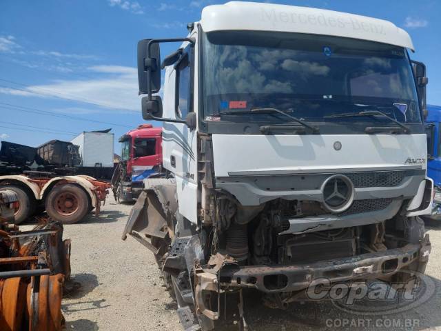 2013 MERCEDES BENZ AXOR 