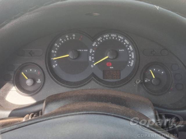 2012 CHEVROLET CLASSIC 