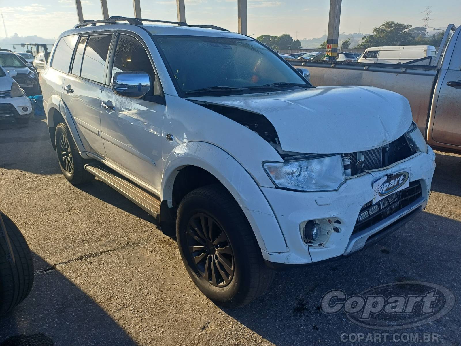 Veículo Mitsubishi PAJERO DAKAR Mitsubishi Pajero Dakar HPE 3.2 Turbo 2015 2015 em leilão