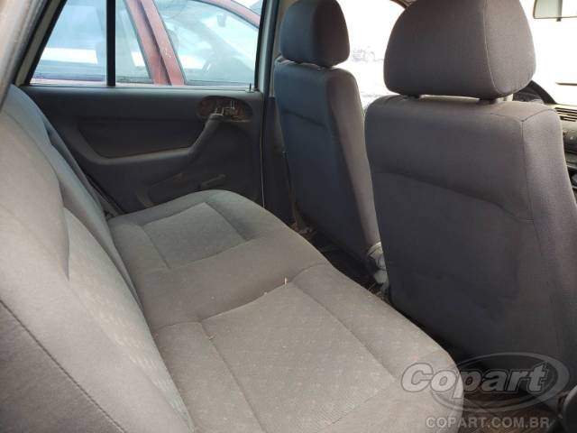 2004 VOLKSWAGEN GOL 