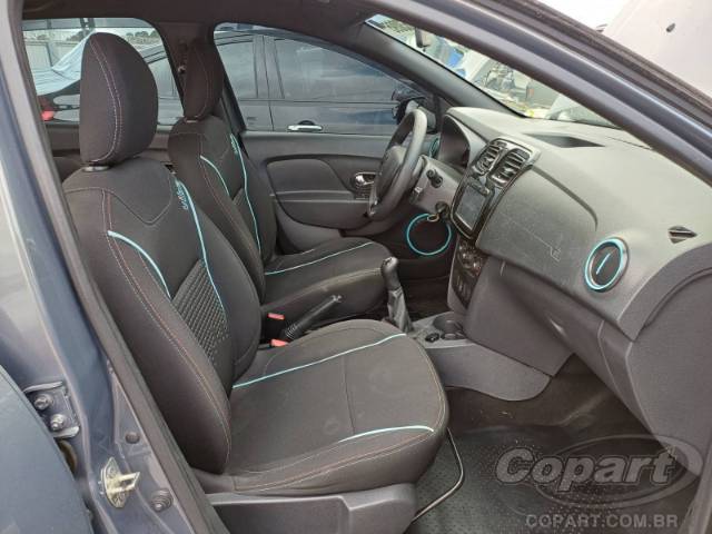 2017 RENAULT SANDERO 