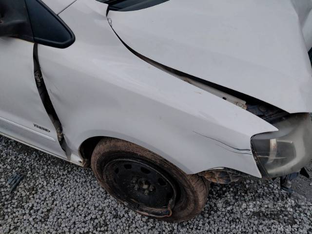 2014 VOLKSWAGEN FOX 