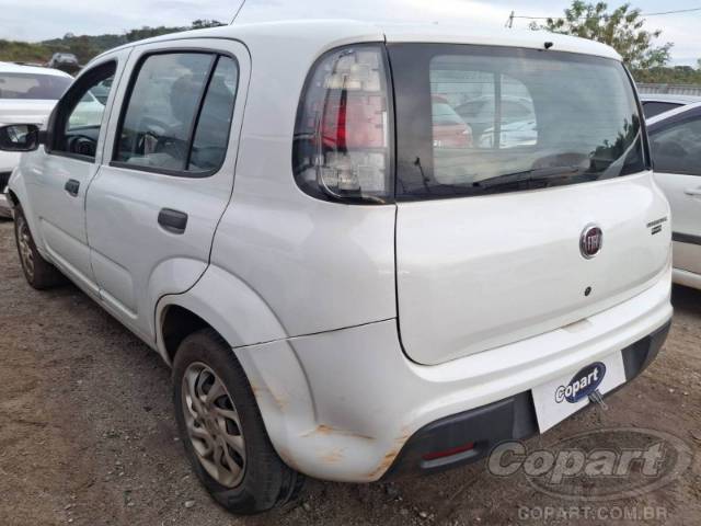 2017 FIAT UNO 