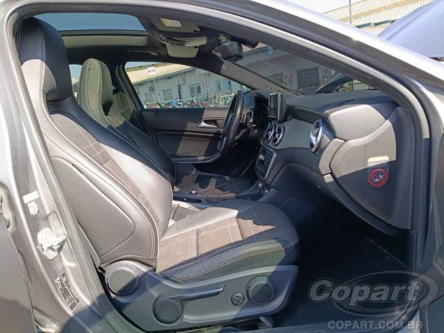 2015 MERCEDES BENZ GLA 