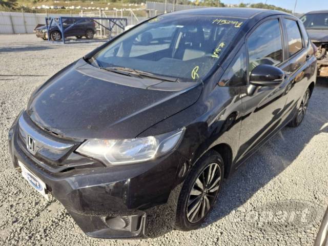 2016 HONDA FIT 