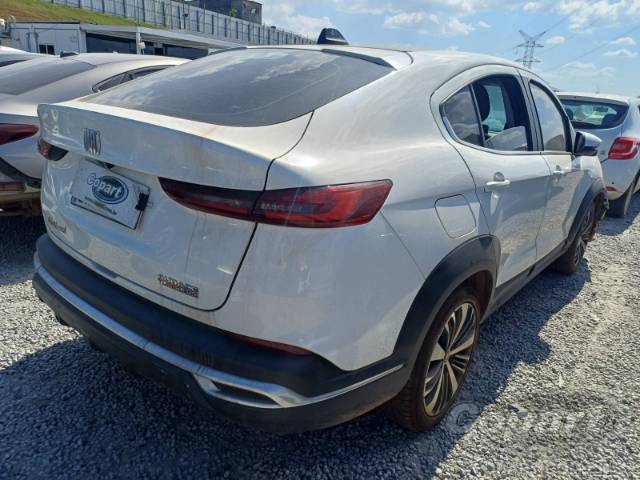 2023 FIAT FASTBACK 