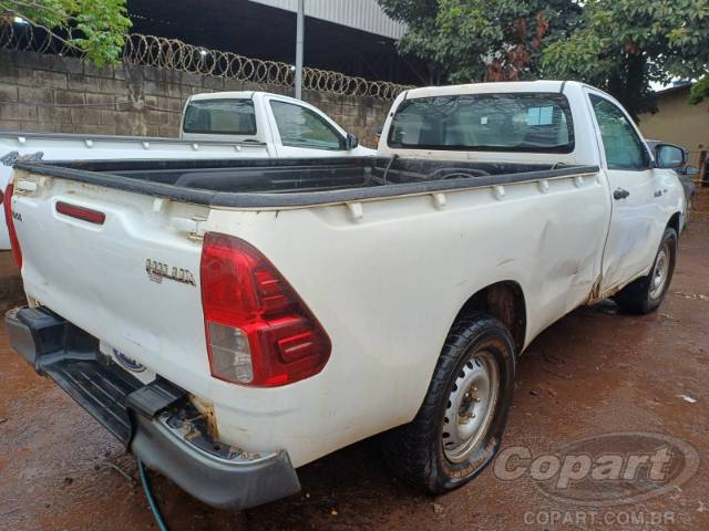 2022 TOYOTA HILUX CS 
