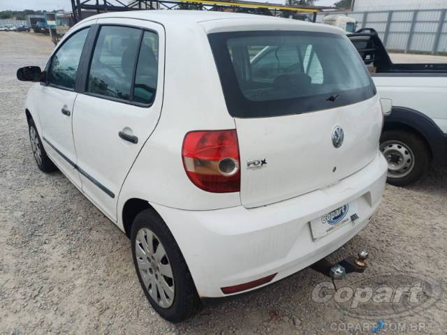 2005 VOLKSWAGEN FOX 