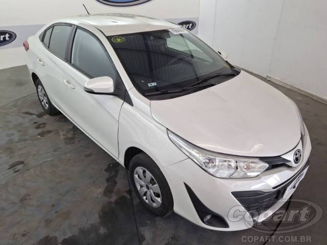 2020 TOYOTA YARIS SEDA 