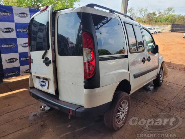 2015 FIAT DOBLO 