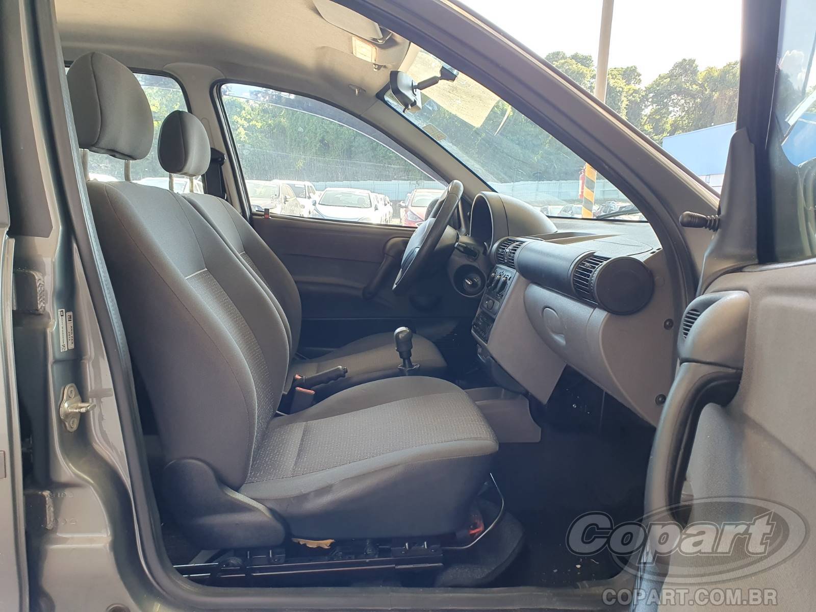 2014 CHEVROLET CLASSIC — leilão em Embú Das Artes/SP (foto 5)