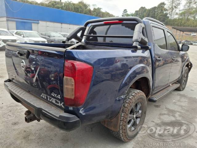 2022 NISSAN FRONTIER CD 