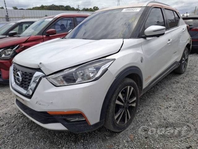 2017 NISSAN KICKS 