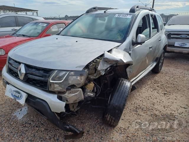 2019 RENAULT DUSTER 
