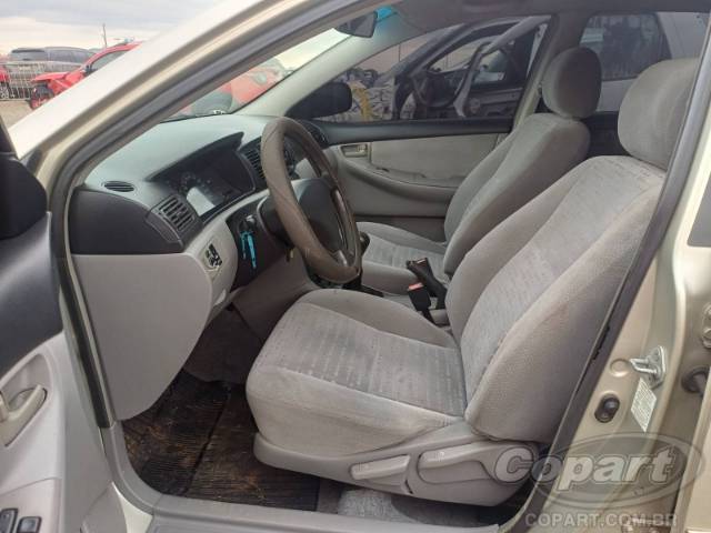 2004 TOYOTA COROLLA 