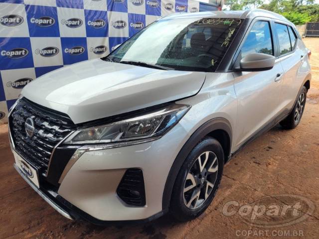 2022 NISSAN KICKS 
