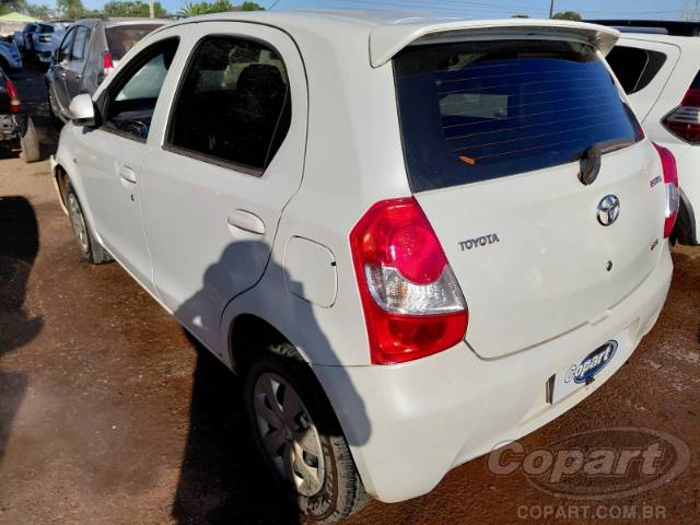 2015 TOYOTA ETIOS 