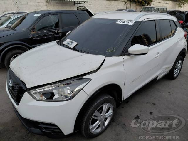 2020 NISSAN KICKS 