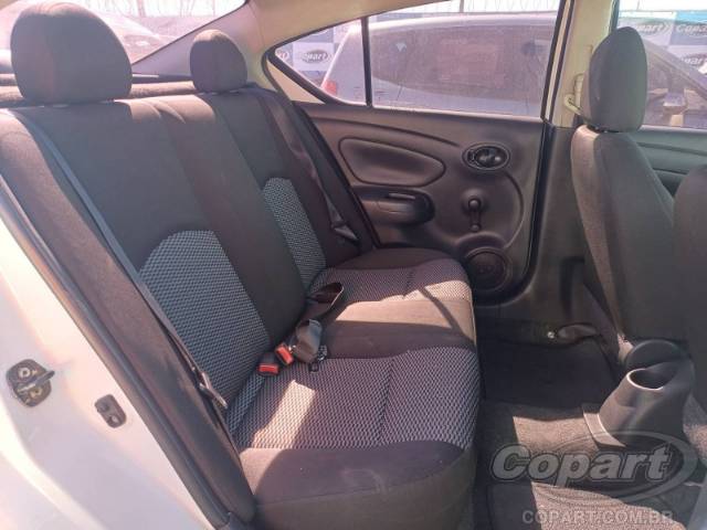 2016 NISSAN VERSA 
