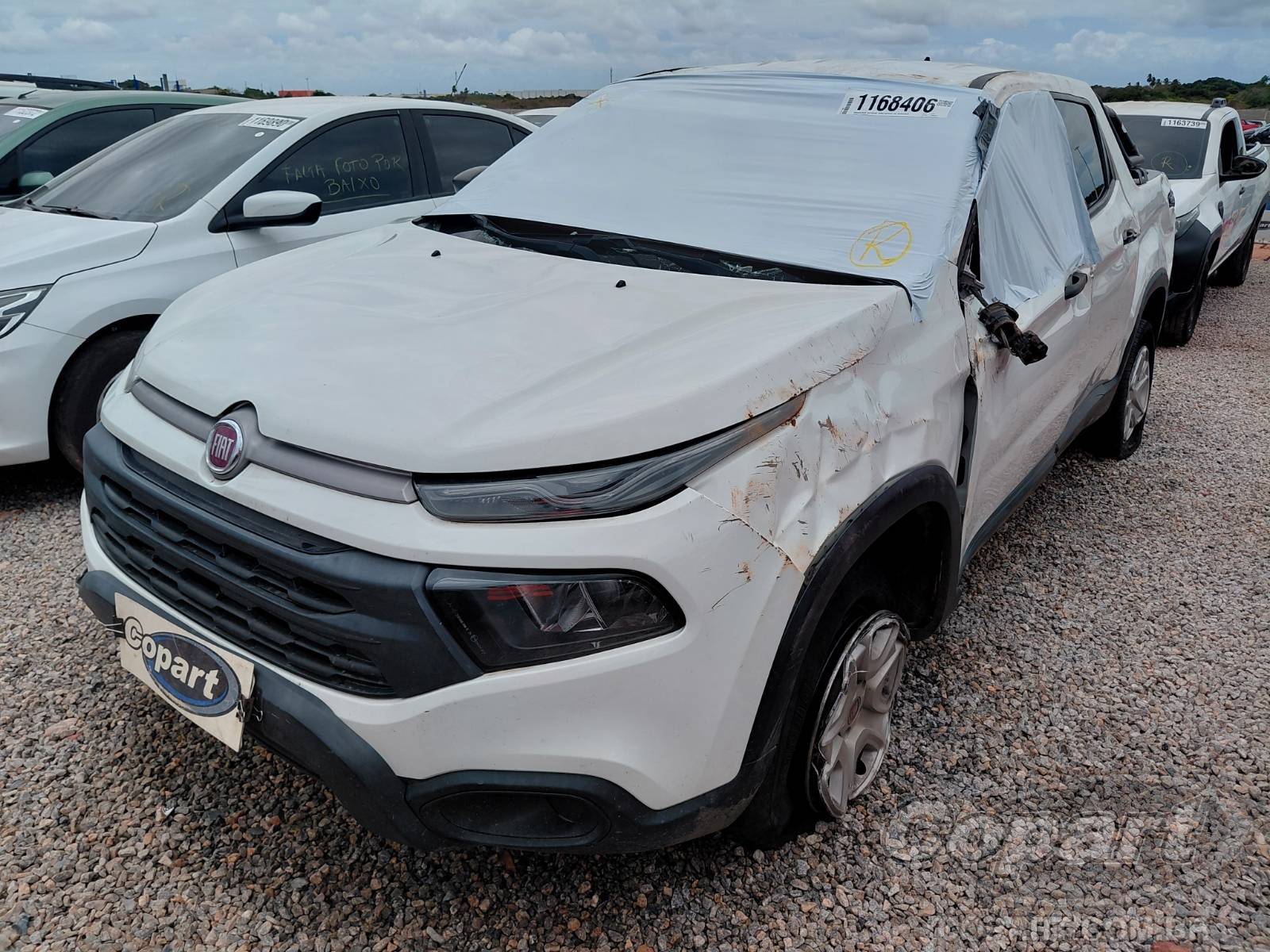 Foto 2: 2021 FIAT TORO