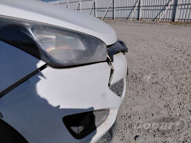 2015 HYUNDAI HB20 
