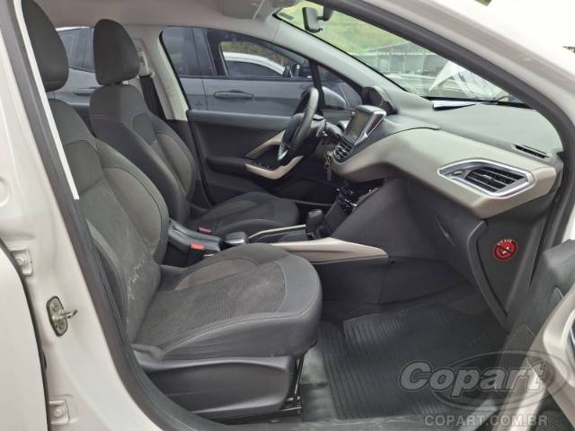 2017 PEUGEOT 2008 