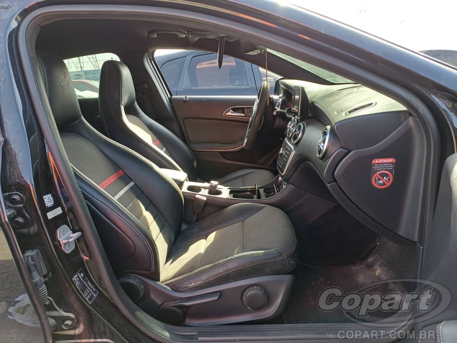 2015 MERCEDES BENZ CLASSE A — foto 5 de 10
