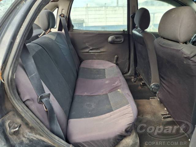 2003 CHEVROLET CORSA SEDAN 