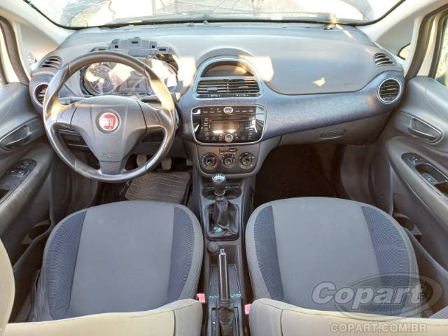 2013 FIAT PUNTO 