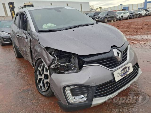 2021 RENAULT CAPTUR 