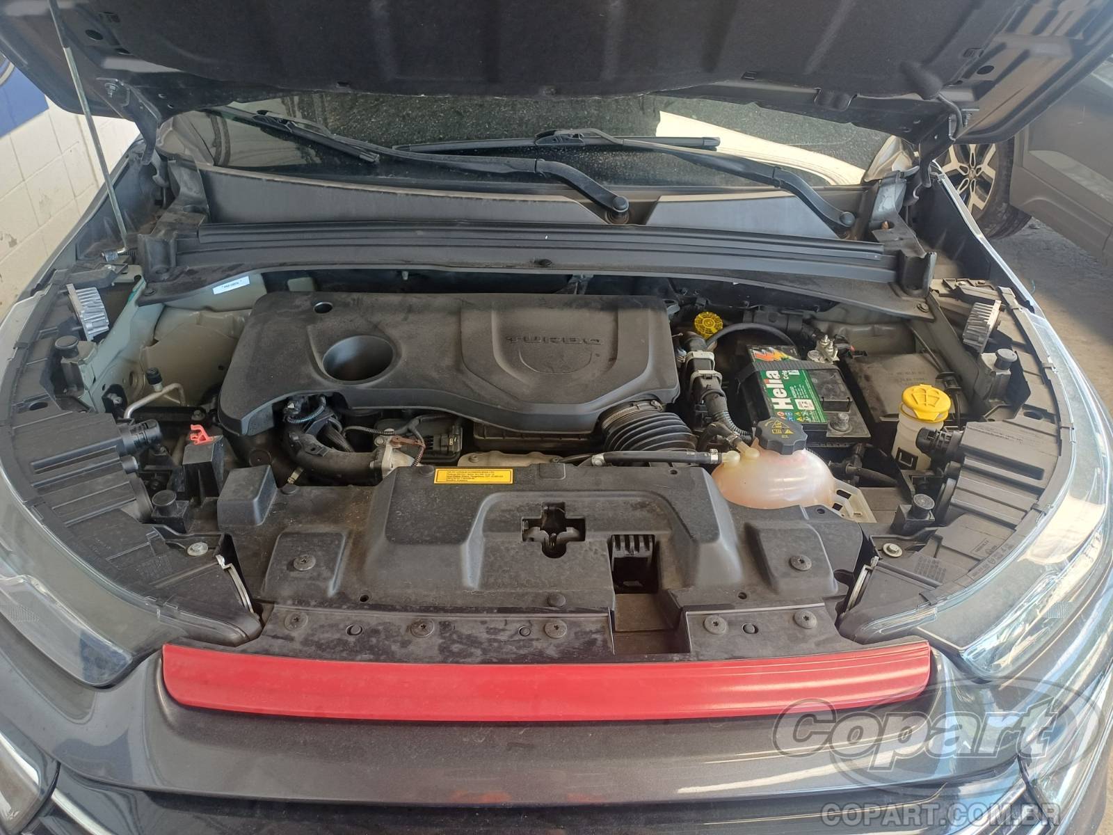 Foto 7 de 10: 2023 FIAT TORO