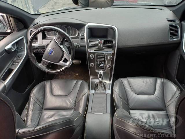 2015 VOLVO XC60 