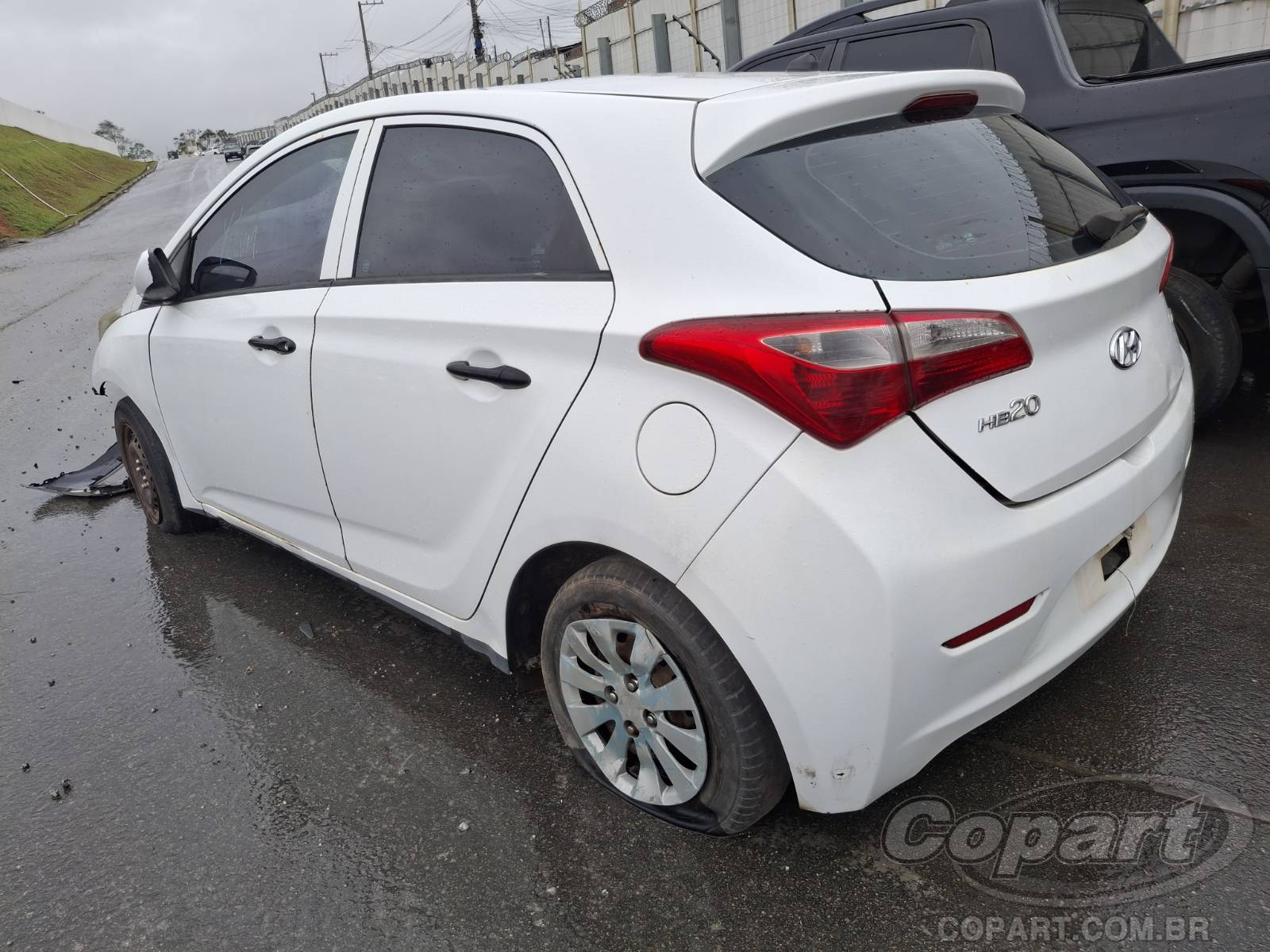 2014 HYUNDAI HB20 — foto 3 de 10