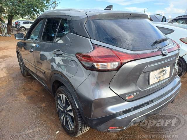 2023 NISSAN KICKS 