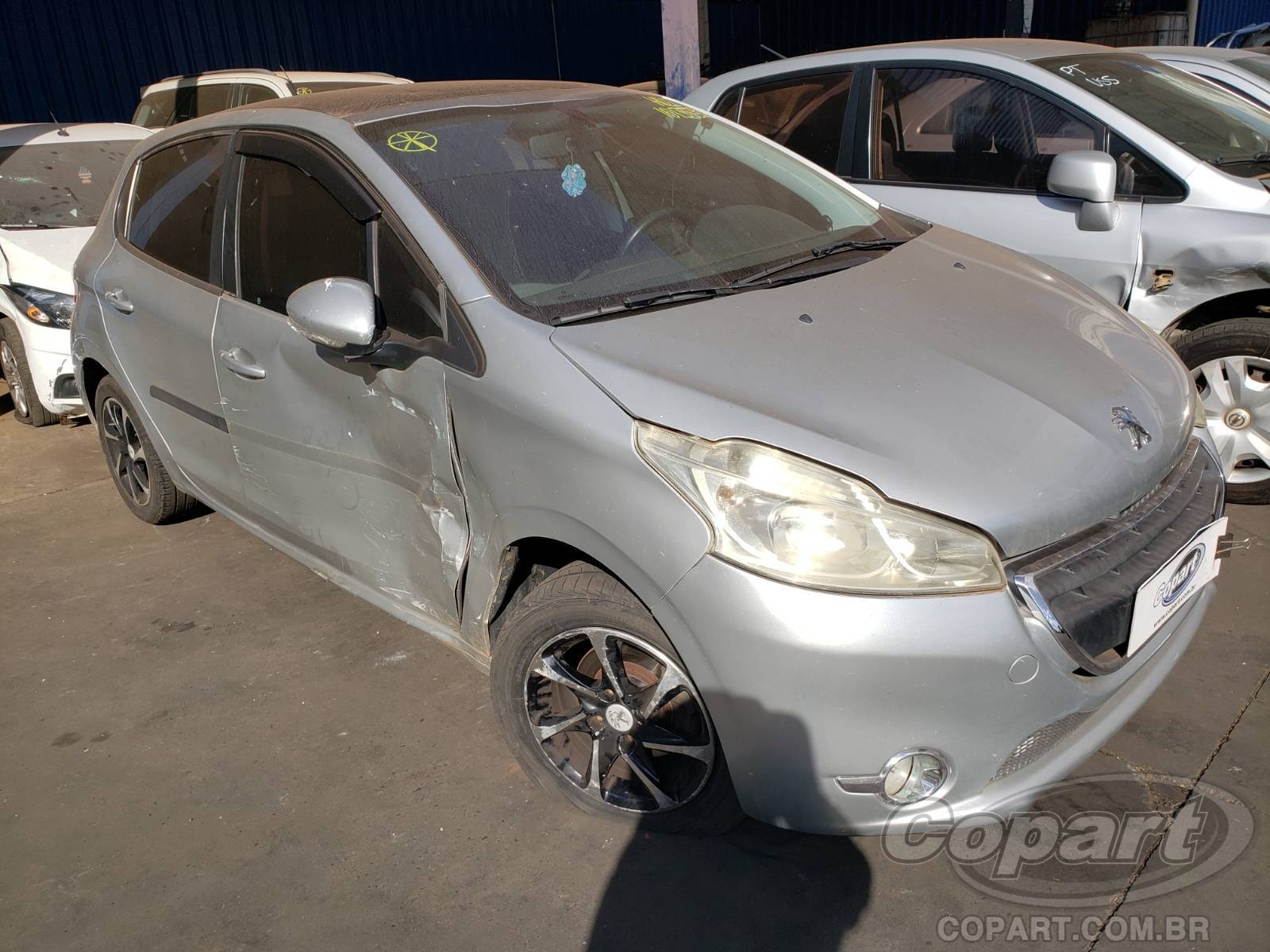 PEUGEOT 208 Allure 1.5 2014
