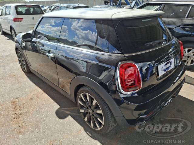 2020 MINI COOPER 