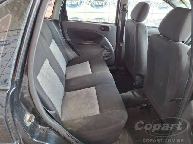 2009 FORD FIESTA SEDAN 