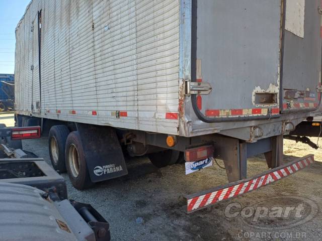 2021 VOLVO VM 