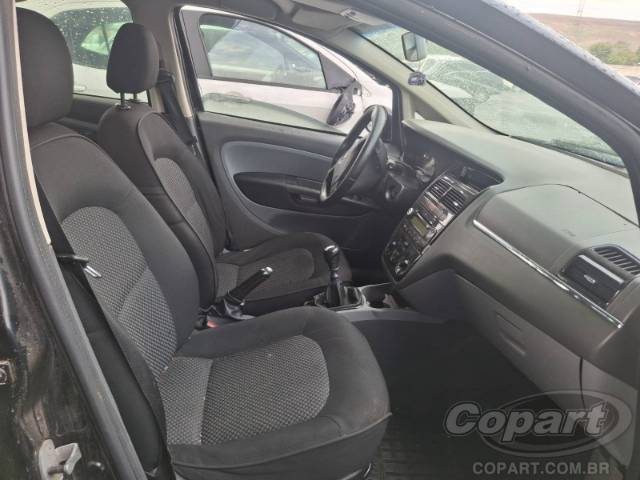 2011 FIAT LINEA 