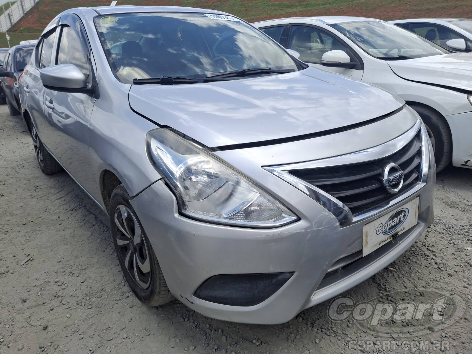NISSAN VERSA 1.0 12V 2016