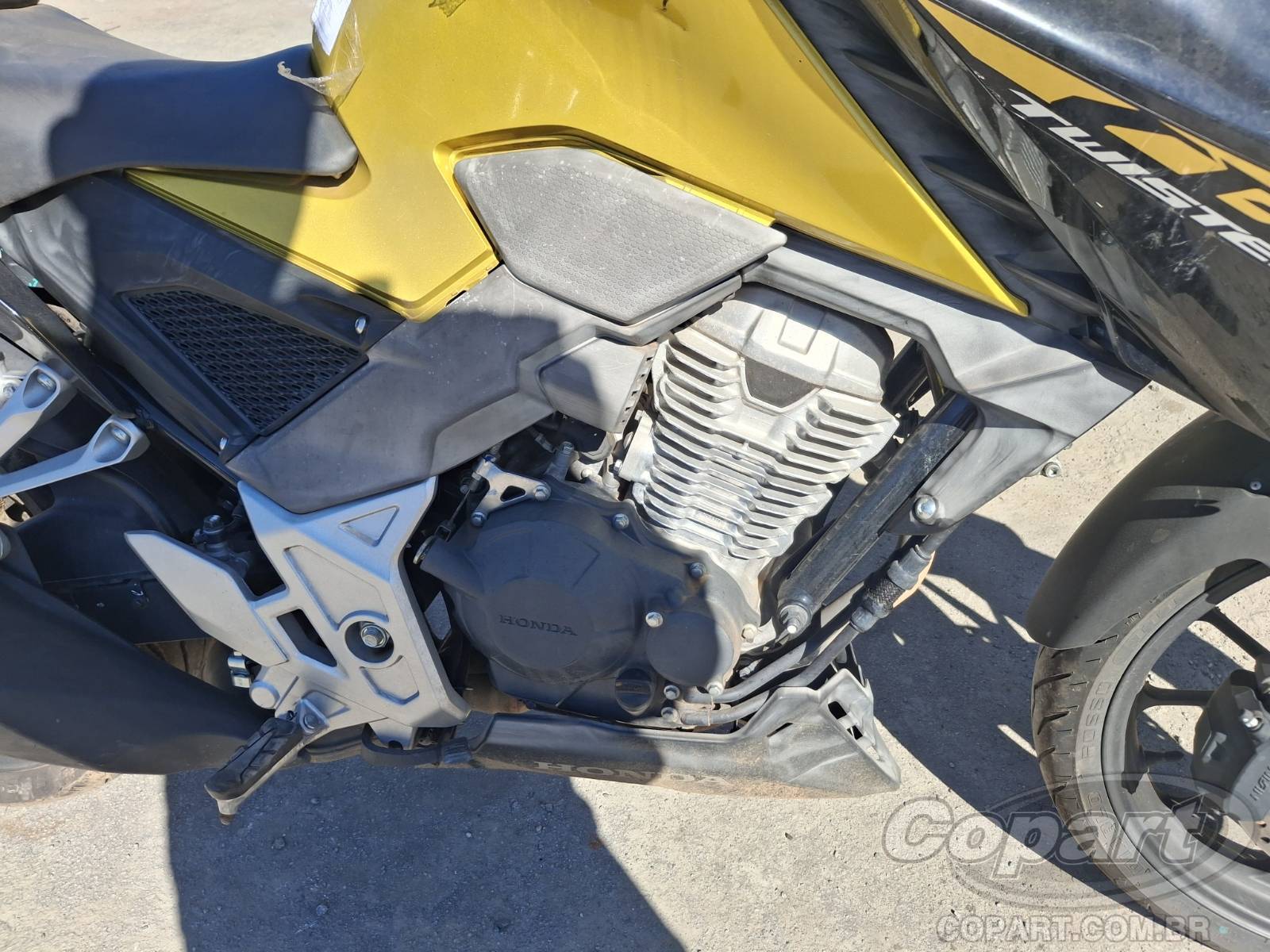 Foto 5: 2024 HONDA CB 300F
