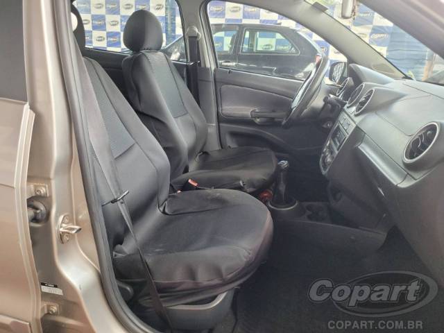 2012 VOLKSWAGEN VOYAGE 