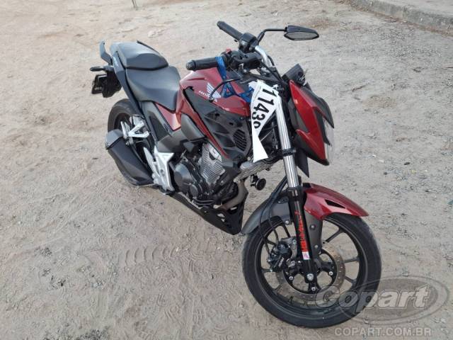 2025 HONDA CB 300F 