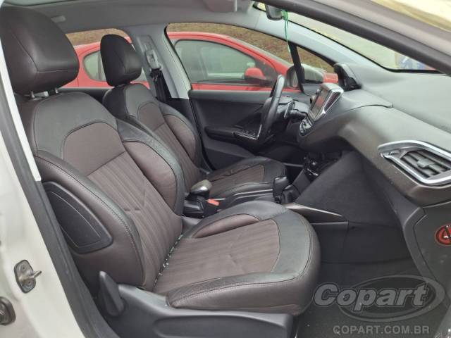 2017 PEUGEOT 2008 