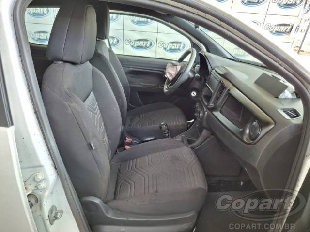 2025 FIAT STRADA CD 
