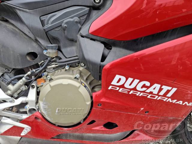 2016 DUCATI SUPERBIKE 
