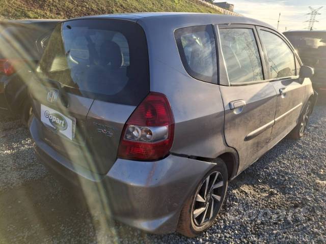 2004 HONDA FIT 