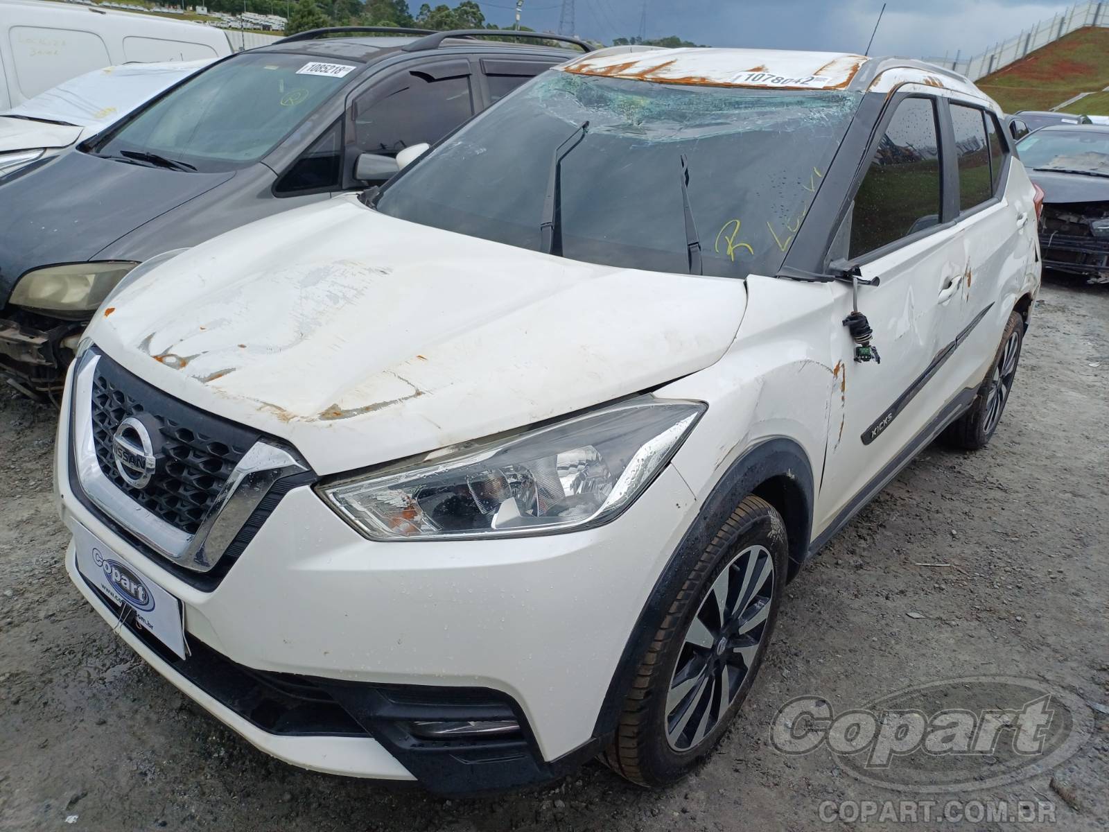Foto 2: 2017 NISSAN KICKS